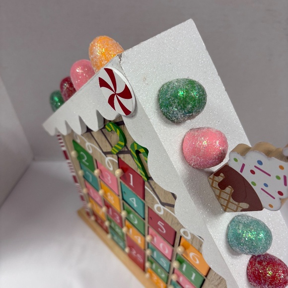 Wooden Christmas Advent Calendar. - Picture 9 of 9